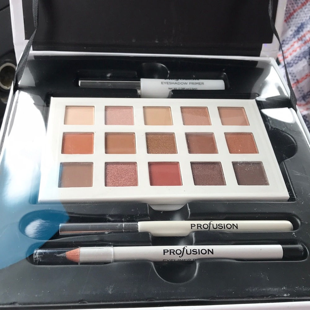 Profusion Beauty Box Eyeshadow Collection